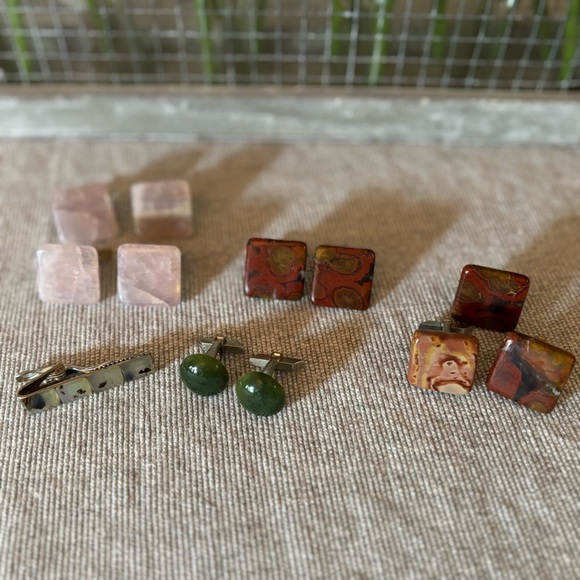 Jewelry - Men’s Bundle Of Vintage Mineral Stone Cufflinks and One Tie Bar. Multi-color.
